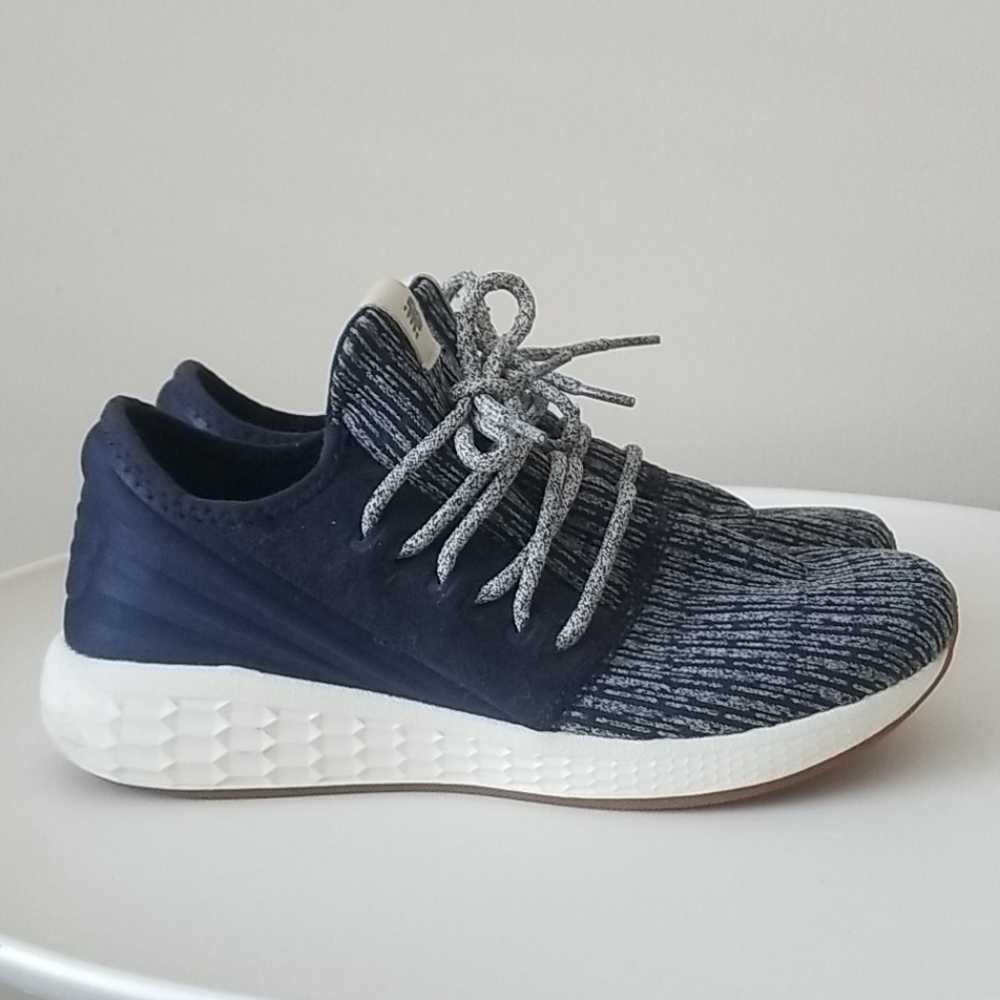 New Balance Men's Cruz V2 Decon Running Shoes